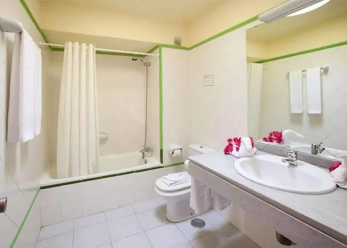 R2 Bahia Kontiki Hotel