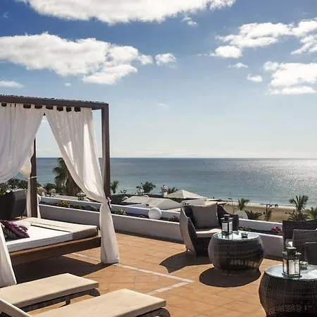 R2 Bahia Kontiki Готель