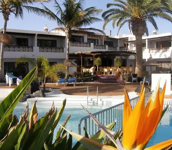 R2 Bahia Kontiki Hotel *